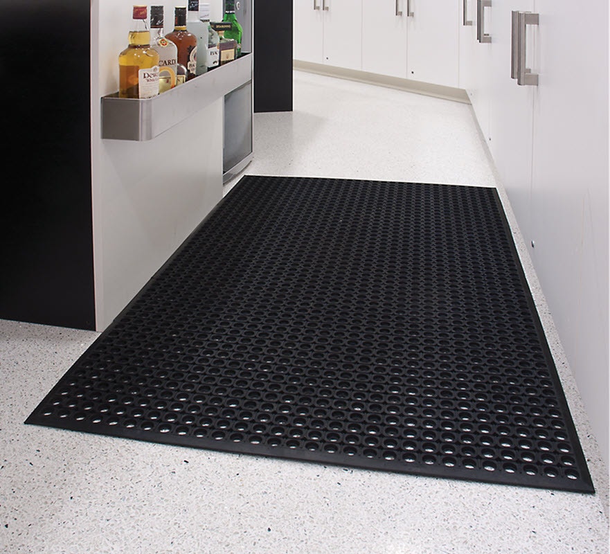 Kushion Safe Light is part of anti-fatigue matting solutions found at Mats Inc. 